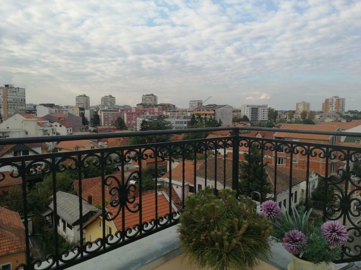 New And Nice Apartments Крагуєваць Екстер'єр фото